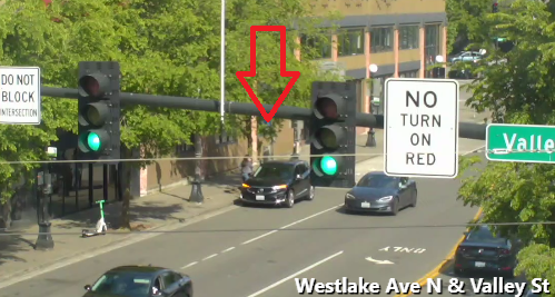 罗伊街（Roy St）以北的西湖（Westlake Ave