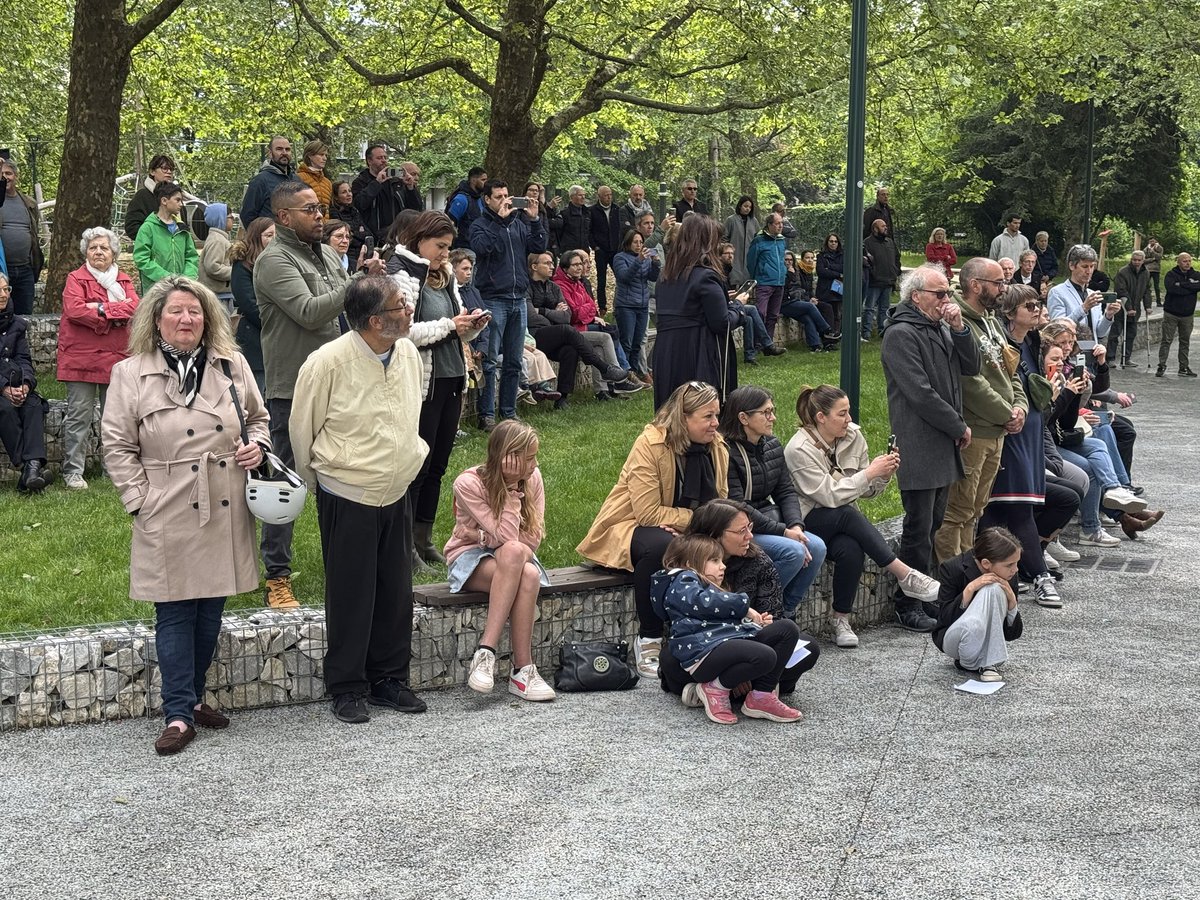 [ C É R É M O N I E ]
Cérémonie de commémoration des 80 ans de la Libération ce matin à #CranGevrier

#8mai1945 #Armistice #Liberation