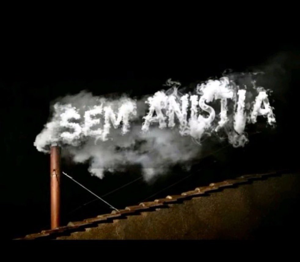GugaNoblat's tweet photo. A internet não perdoa https://t.co/aKTz40royQ