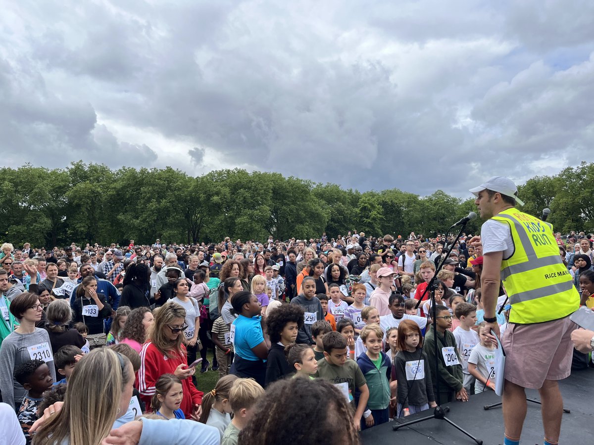 parkrunIE's tweet photo. We are so excited to meet everyone taking part in this Saturday's @Run_KidsRun Dublin event π
Visit us at the parkrun stand to hear more about how you can get involved at your local junior parkrun! π
π https://t.co/zOEN4wmlQ3
#juniorparkrun
#runkidsrun
#loveparkrun https://t.co/IF9IRbO63l