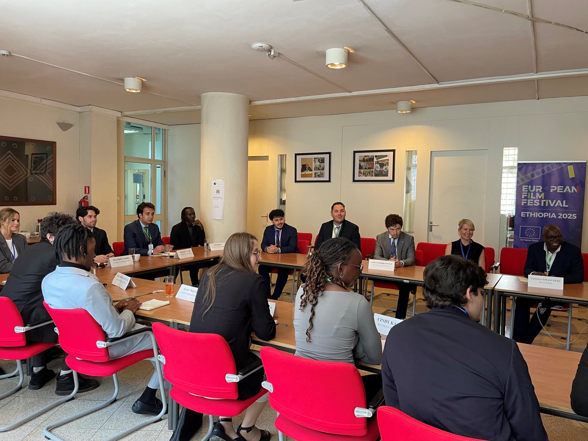 <a href="/EUtoAU/">EU Delegation to AU</a> was pleased to receive students from <a href="/KingsAtWestern/">King's at Western</a>🇨🇦led by Prof Thomas Kwasi Tieku and Prof <a href="/ErinHannah2/">Prof. Erin Hannah</a> with excellent questions on #AUEU Partnership that celebrates 25 years, #Peace, Security, #Gender &amp; #Governance #AUEU25