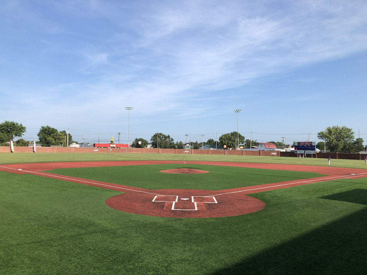 Broncos baseball is seeking high-character student-athletes who live discipline, relentlessness, &amp; integrity. We offer stackable academic &amp; athletic scholarships that do not decrease, ensuring your future. Change is happening now! Who wants in? #RiseRelentless #GDTBAB