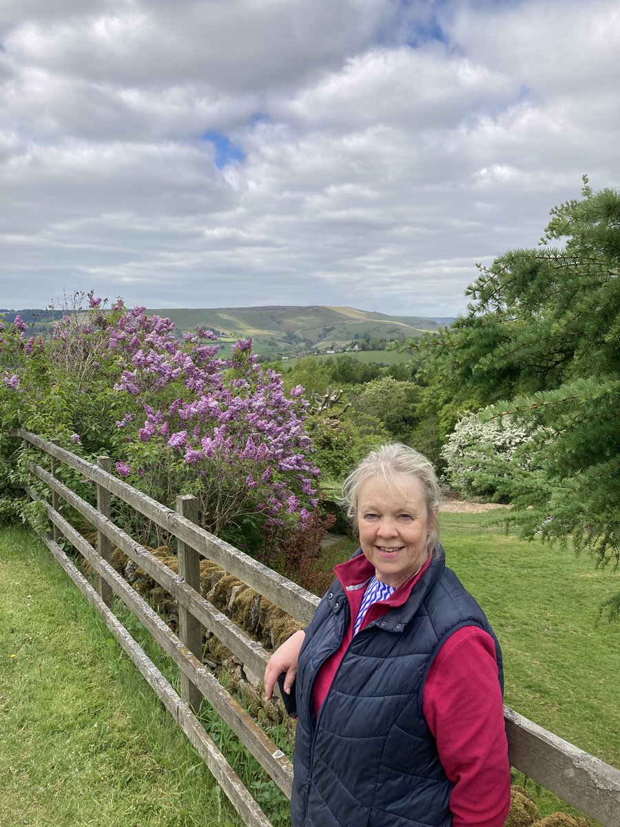 Beautiful Hathersage with Mrs A #PeakDistrict