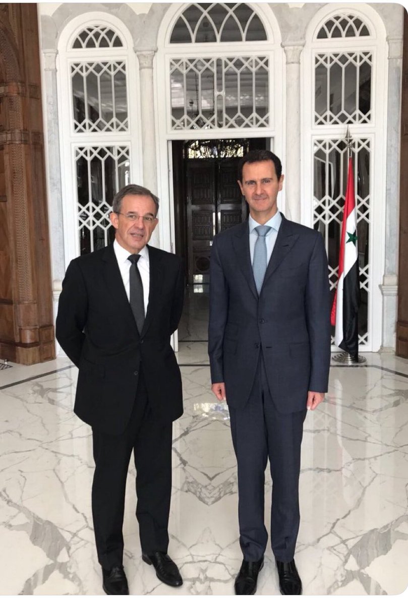 DBMparis's tweet photo. @GilbertCollard connard https://t.co/1oEBTogFkU