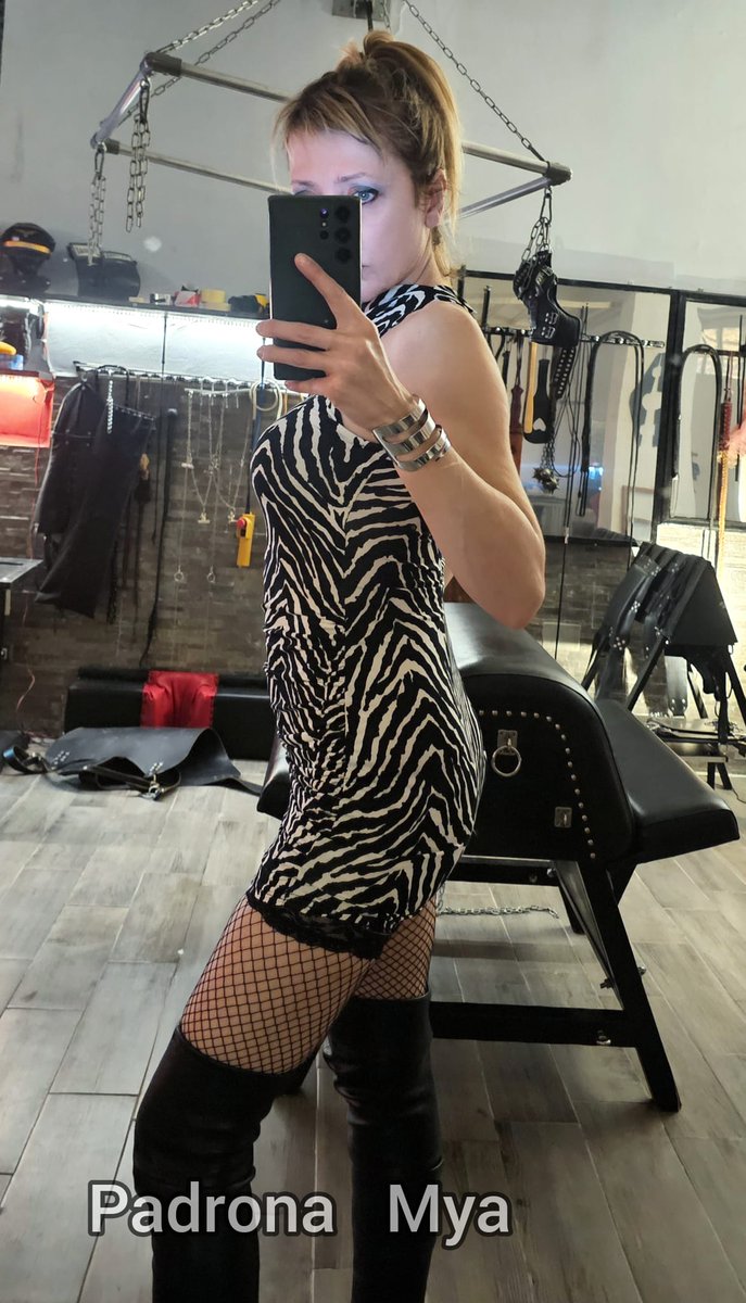 Capelli raccolti o sciolti?
A volte con i capelli raccolti divento piu' cattiva....
<a href="/BDSM_Promo/">BDSM_Femdom</a>
<a href="/findomitalia/">Findom Italia</a>
<a href="/marcotitor/">Female Supremacy</a>