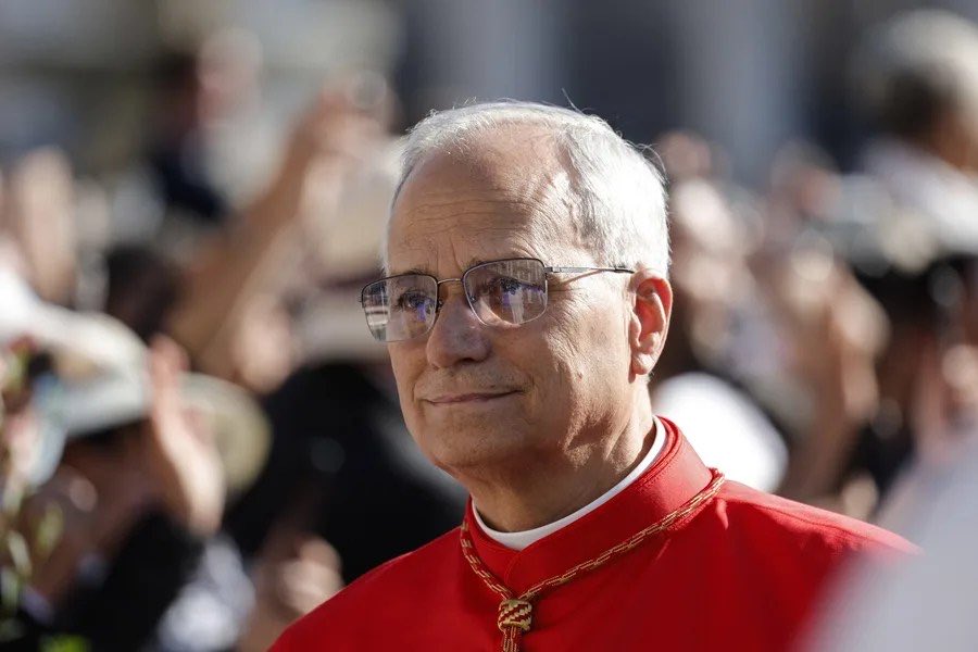 🇻🇦 | URGENTE - HABEMUS PAPAM: EL NUEVO PAPA ES EL ESTADOUNIDENSE ROBERT PREVOST.
