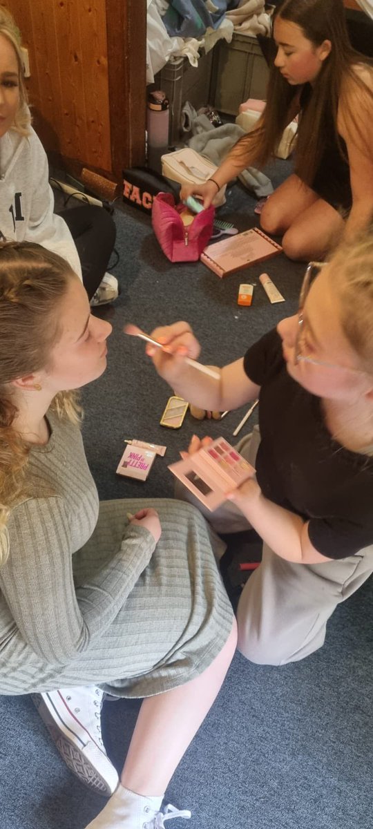 St Kenneth's RCPS tweet media