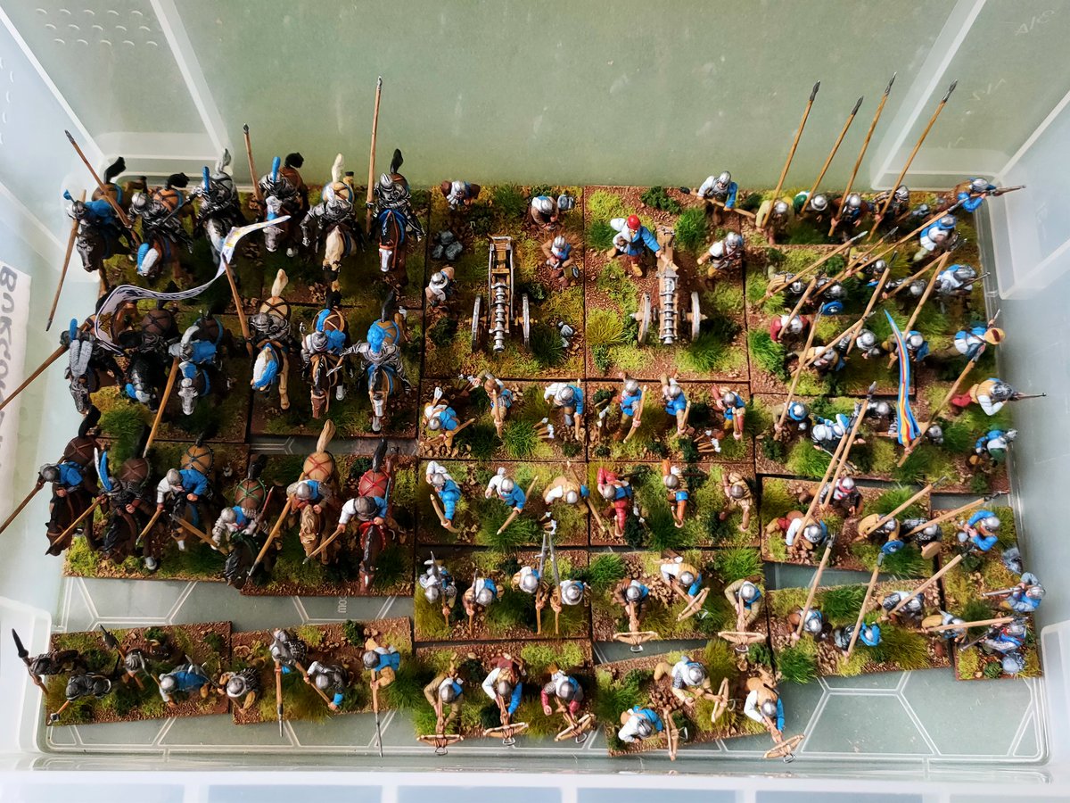 Selling this Burgundian army. 

£400+postage or collection from Leeds, West Yorkshire.