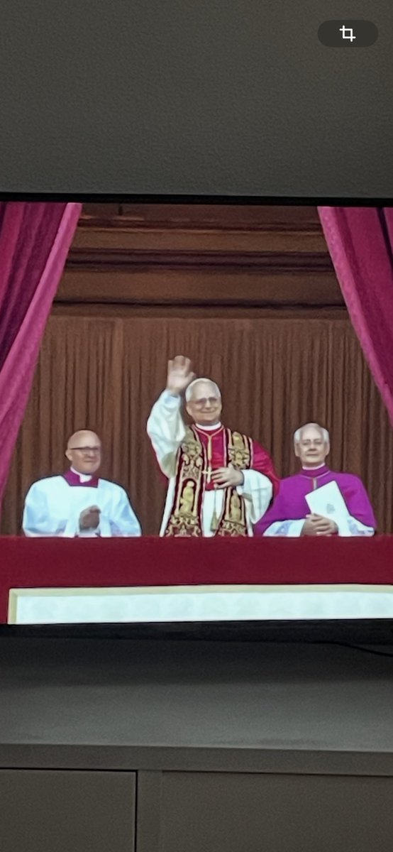 #HabemusPapam ¡León XIV! 👋🏼