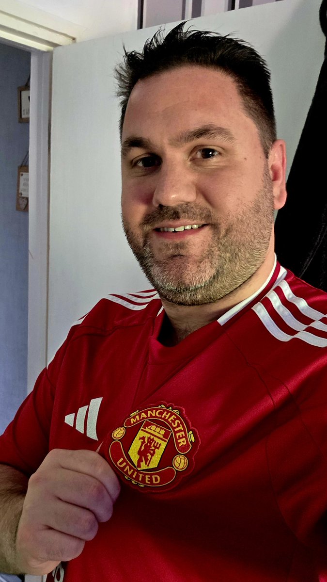 Rob Scatigno (@scatigno1) on Twitter photo Biggest game of the season! Please don't mess it up <a href="/ManUtd/">Manchester United</a>. Let's get to the final! Biggest game of the season! Please don't mess it up <a href="/ManUtd/">Manchester United</a>. Let's get to the final!