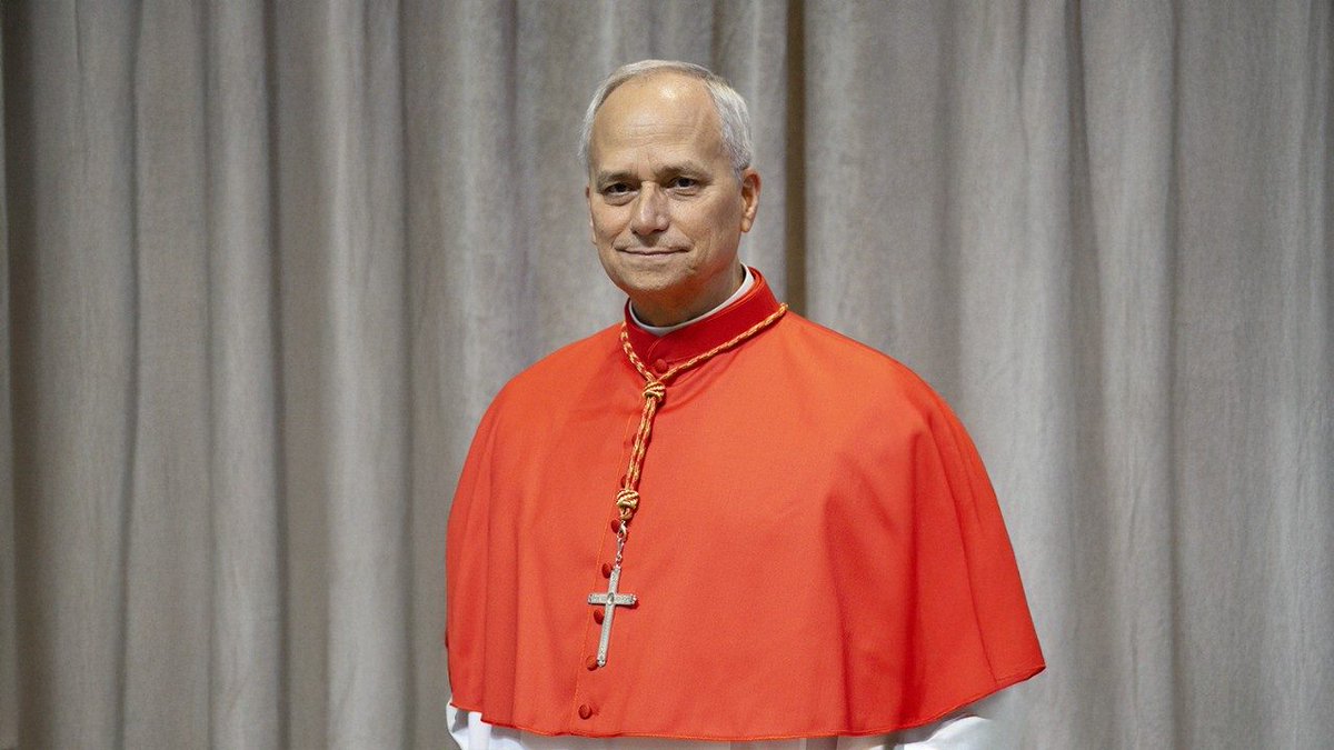 ¡León XIV es el nuevo #Papa!
El Cónclave ha elegido al 267º Obispo de Roma, el Cardenal Robert Francis Prevost . El anuncio ha sido dado a la multitud por el Cardenal Protodiácono Dominique Mamberti.
vaticannews.va/es/papa/news/2…