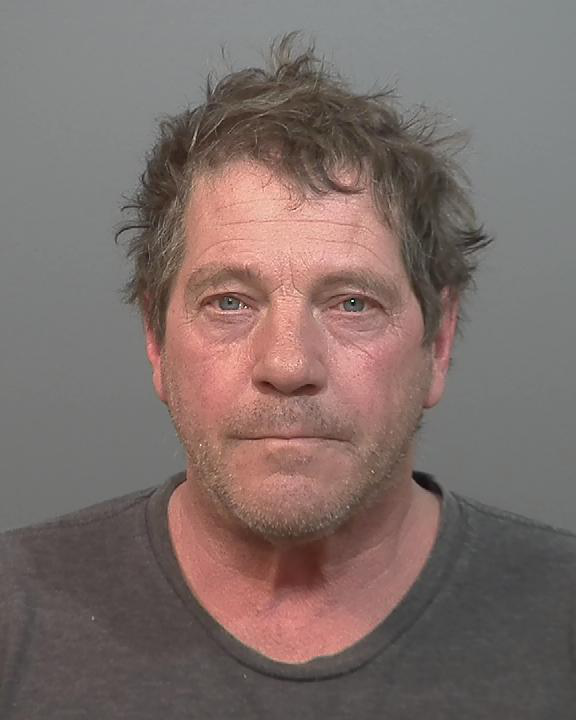 Le SPVM recherche des victimes potentielles d’Andrew Desrochers, 60 ans, arrêté le 23 avril dernier. Il fait face à des chefs d’accusations d’agression sexuelle, de séquestration, d’incitation à des contacts sexuels et de contacts sexuels.
Détails ➡️bit.ly/3EYUpHM