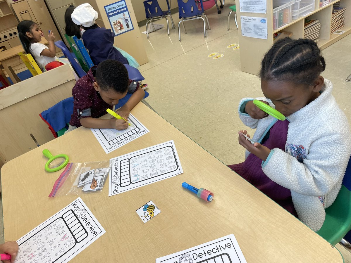 MissVatLP's tweet photo. Our Bug Detectives are busy finding letters and tracing them in the Science Center this week! #InsectStudy #NBTPreschoolRocks #Room8isGreat https://t.co/m8lUuwC8yC