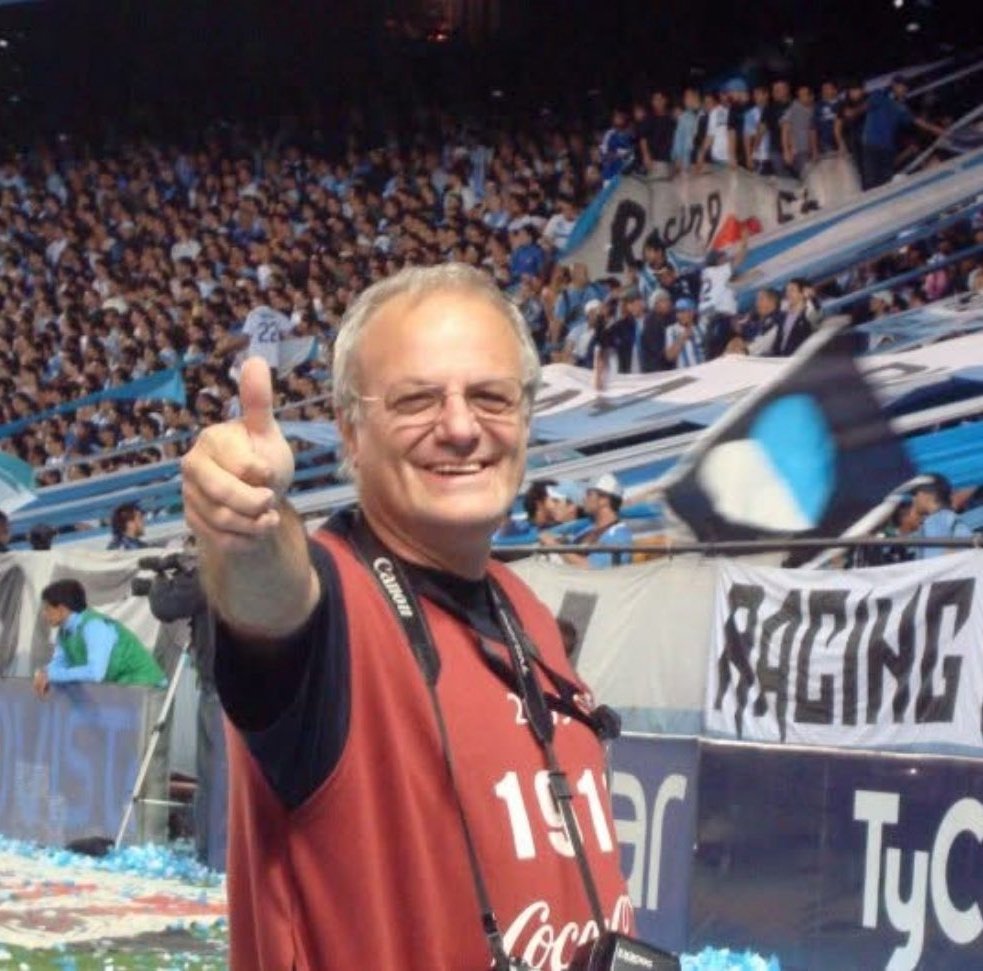LeandroAdonio's tweet photo. El papa es de #Racing, de #Racing de verdad 💙🫶 https://t.co/N0BQMHhuFx