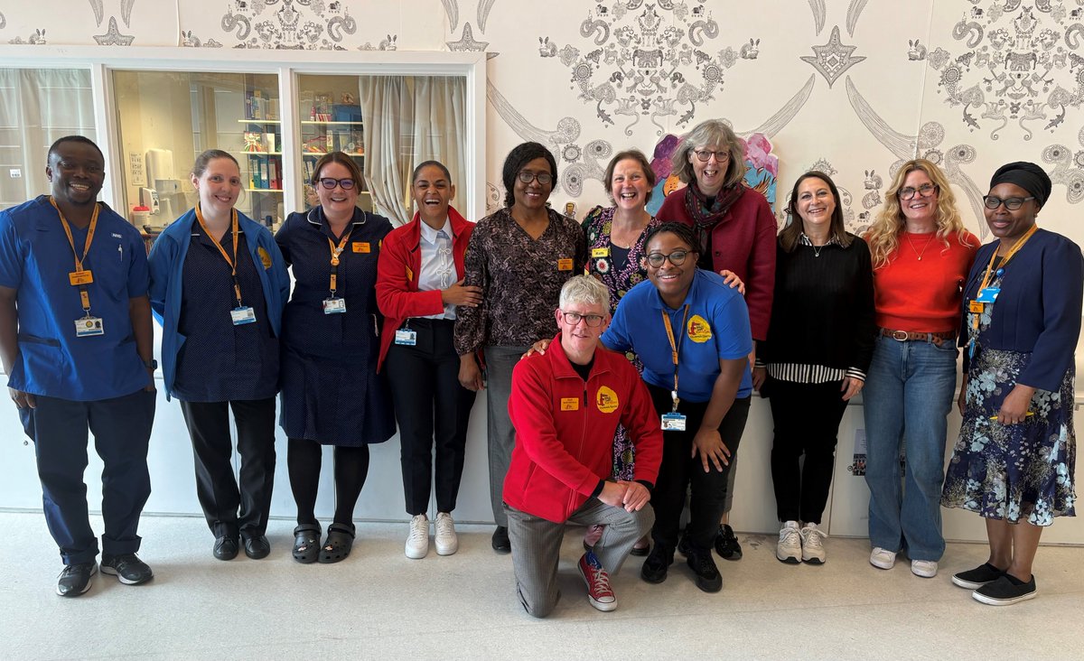 Roald Dahl Charity (@roalddahlfund) on Twitter photo Today, we visited #RoaldDahlNurses at The Royal London Hospital, alongside Kath Evans, Director of Children's Nursing at <a href="/NHSBartsHealth/">Barts Health</a> and Trustee of the charity.
We were there to warmly welcome our new Chair of Trustees, Carolyn Bradley, and new Trustee, Kimberley Mitchell. Today, we visited #RoaldDahlNurses at The Royal London Hospital, alongside Kath Evans, Director of Children's Nursing at <a href="/NHSBartsHealth/">Barts Health</a> and Trustee of the charity.
We were there to warmly welcome our new Chair of Trustees, Carolyn Bradley, and new Trustee, Kimberley Mitchell.