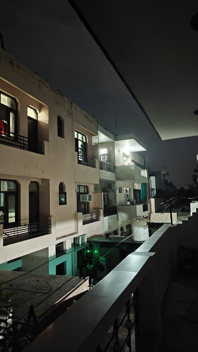 Govt should ENFORCE blackouts by cutting the power supply cz some ppl are born dumb