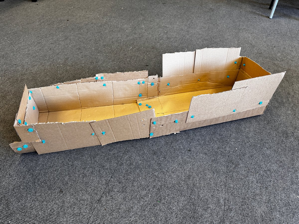 SingleStepsBlog's tweet image. Day 2 with P4-7 @AvonbridgePS at @DrumbowiePS. Children progressed from yesterday's origami instructions to designing and building the basic shapes of their own prototype boats. Creativity and collaboration continued despite the rising classroom temperature! 🥵