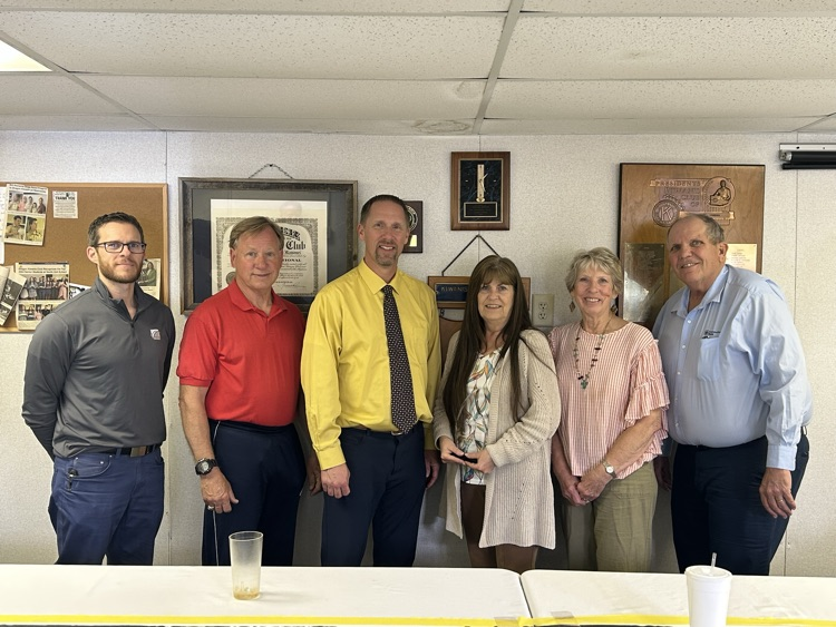 The 2025 Kiwanis Teacher of the Year for South Holt is Carrie Campbell. Mrs. Campbell was honored recently at a Kiwanis meeting. Mrs. Campbell is a 20 year veteran art teacher.