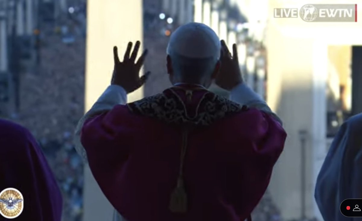 HeidiVoight's tweet image. “God loves us all. Evil will not prevail.” Viva el Papa! The first American pontiff. What an incredible and emotional moment in history.