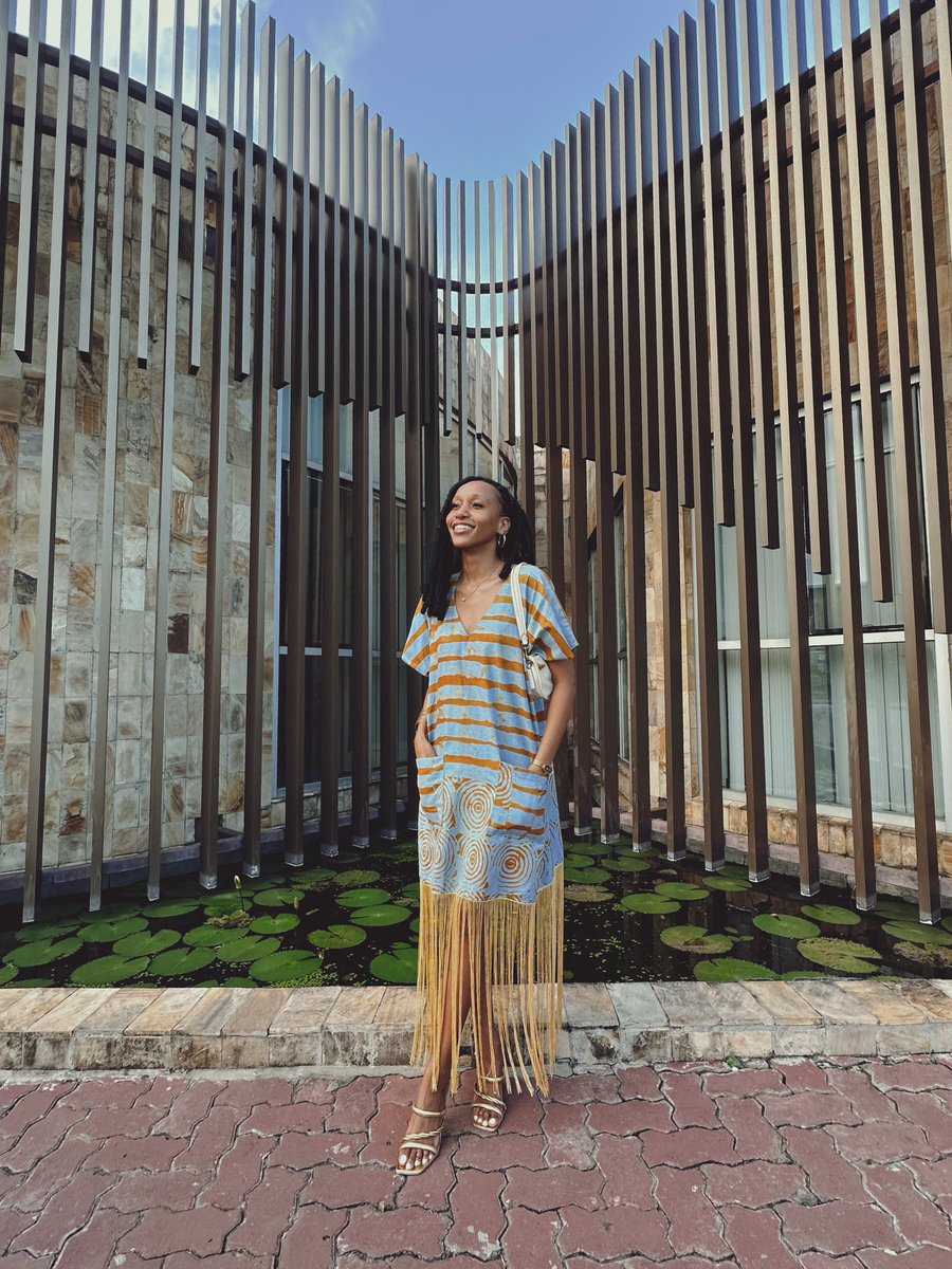 Afro Fits all day anyday 🌧️