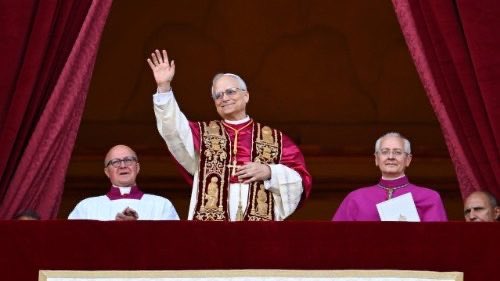 O Papa é uma figura importantíssima para o mundo Cristão. A escolha do novo Pontífice é o momento de se apegar cada vez mais aos ensinamentos de Jesus Cristo. Desejo sabedoria e muita saúde ao Papa Leão XIV.