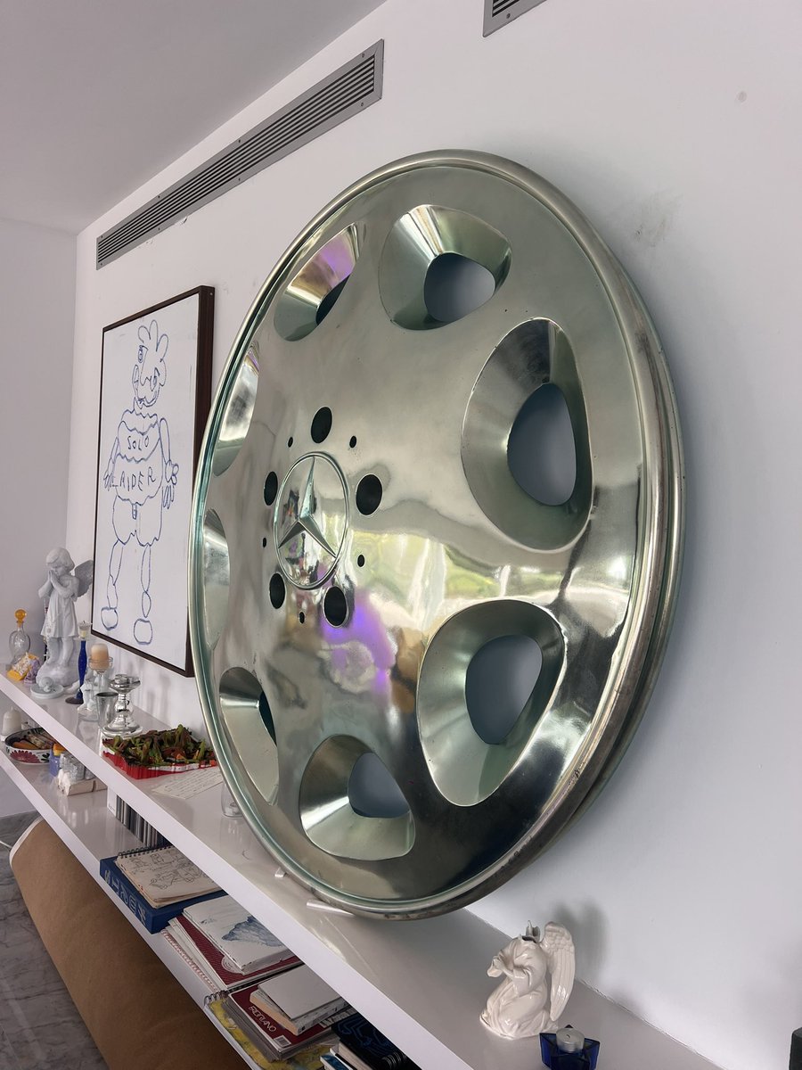 JONNY HURTS tweet media