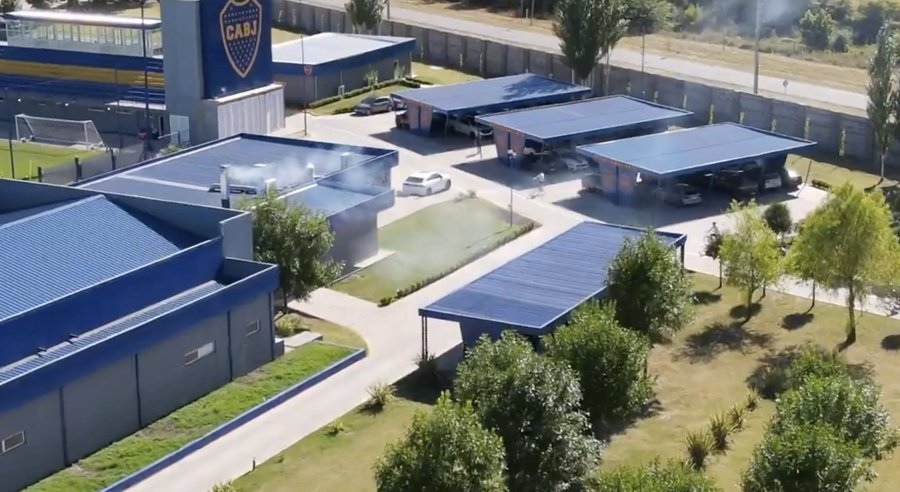 HUMO BLANCO EN BOCA PREDIO. 🚨

Empezó el asado diario del consejo de fútbol