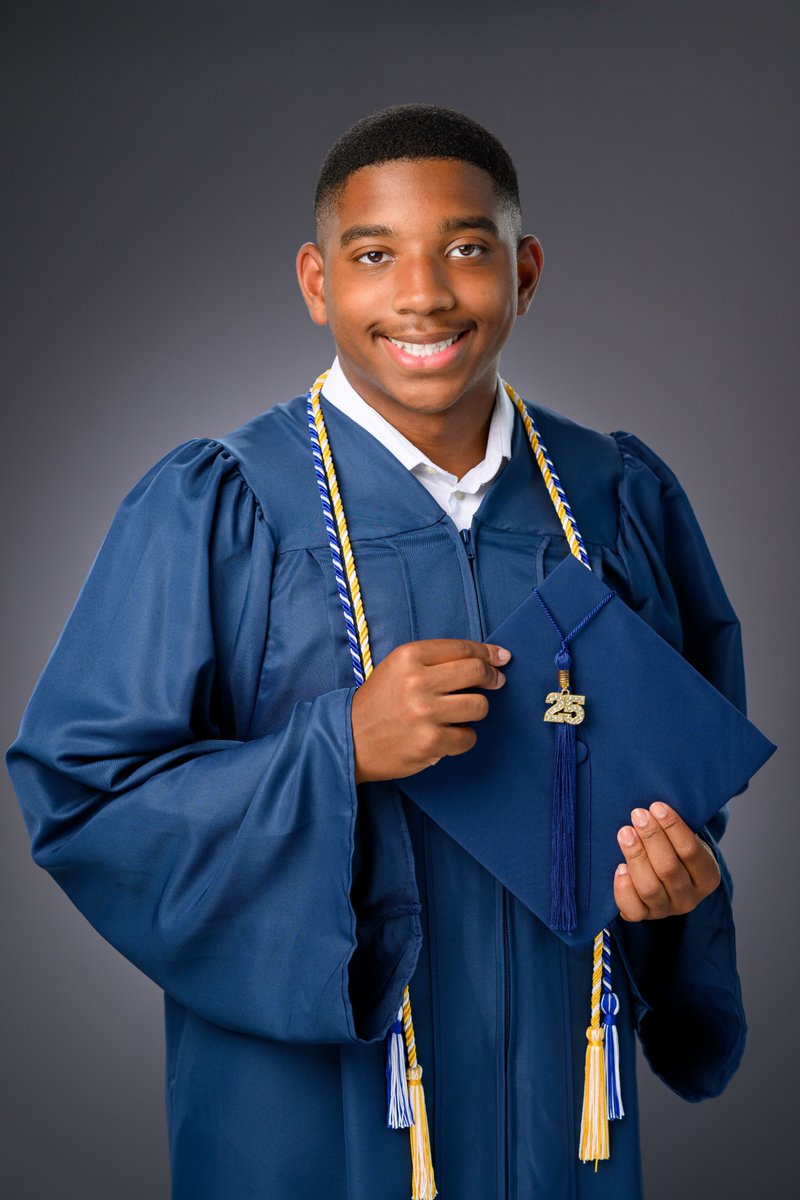 EmergentMethod's tweet image. Please join us in congratulating two of our incredible #EMterns, Lauren Tucker and Josh Godfrey, on their May graduations!

Way to go, Lauren and Josh! 🎓