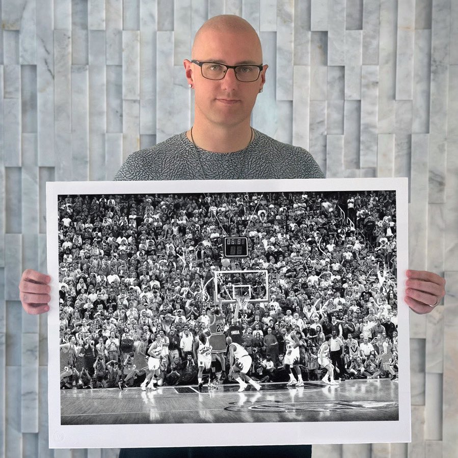 Over 500 hours. Thousands of pencil strokes. Roughly 13,000 tiny faces. And now… it’s DONE. 🙃✏️🏀

This is The Final Shot - my tribute to one of the greatest moments in basketball history.

Every line, every shadow, every detail was drawn by hand - from MJ’s iconic pose to the