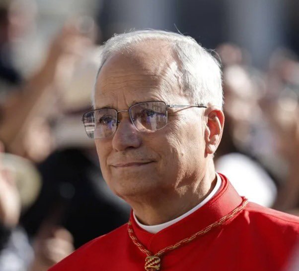 PAPA LEÓN XIV.
CARDINAL ROBERT FRANCIS PREVOST, O.S.A.
Obrero, matemático y misionero.
Nuestras oraciones a Dios por el nuevo Papa, para que continúe el trabajo de reconciliación y paz que tanto hace falta en el mundo, en las familias y en el corazón de las personas. 🙏🏼🙏🏼🙏🏼 🕊️