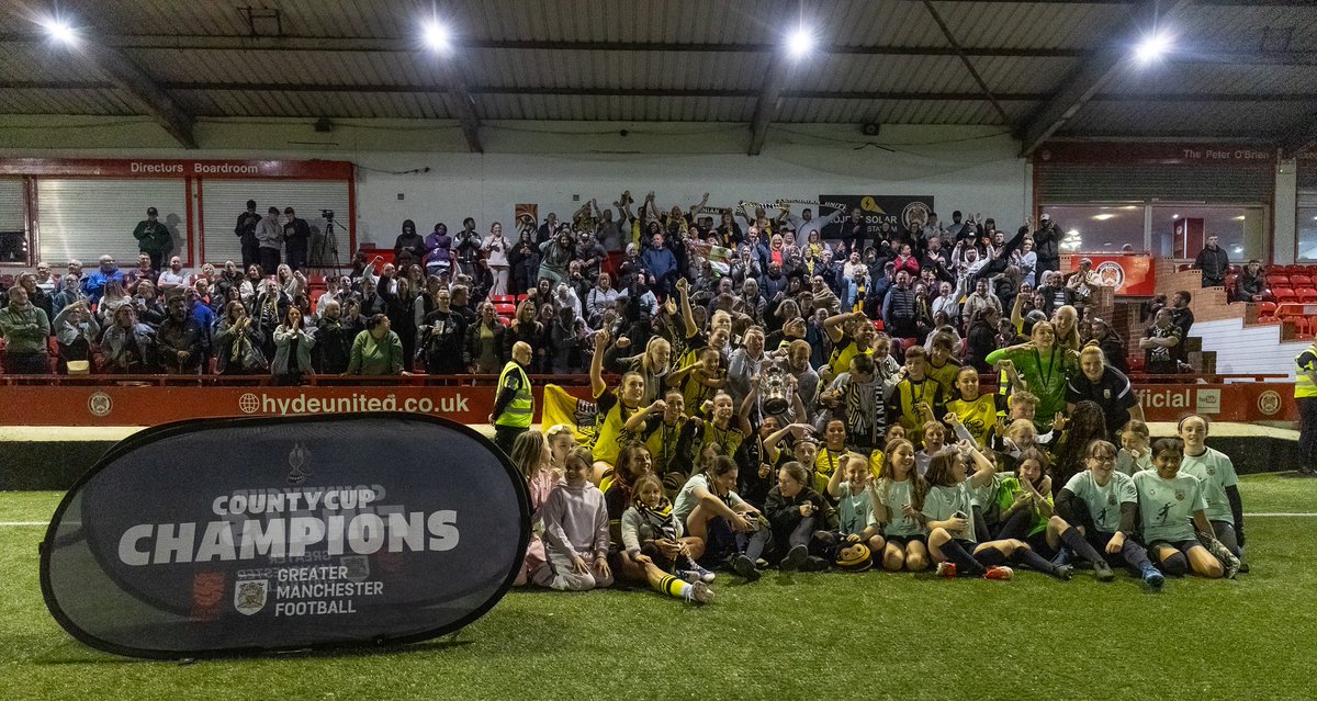 MancunianUnity's tweet image. 🏆FINALLY THE MANCHESTER COUNTY CUP IS OURS!
🐝Once again this group has made history for this tiny club, becoming the first ever Unity team to lift this prestigious trophy.
💛Once again our gratitude and love pours out to our fans! Without you none of this would be possible!