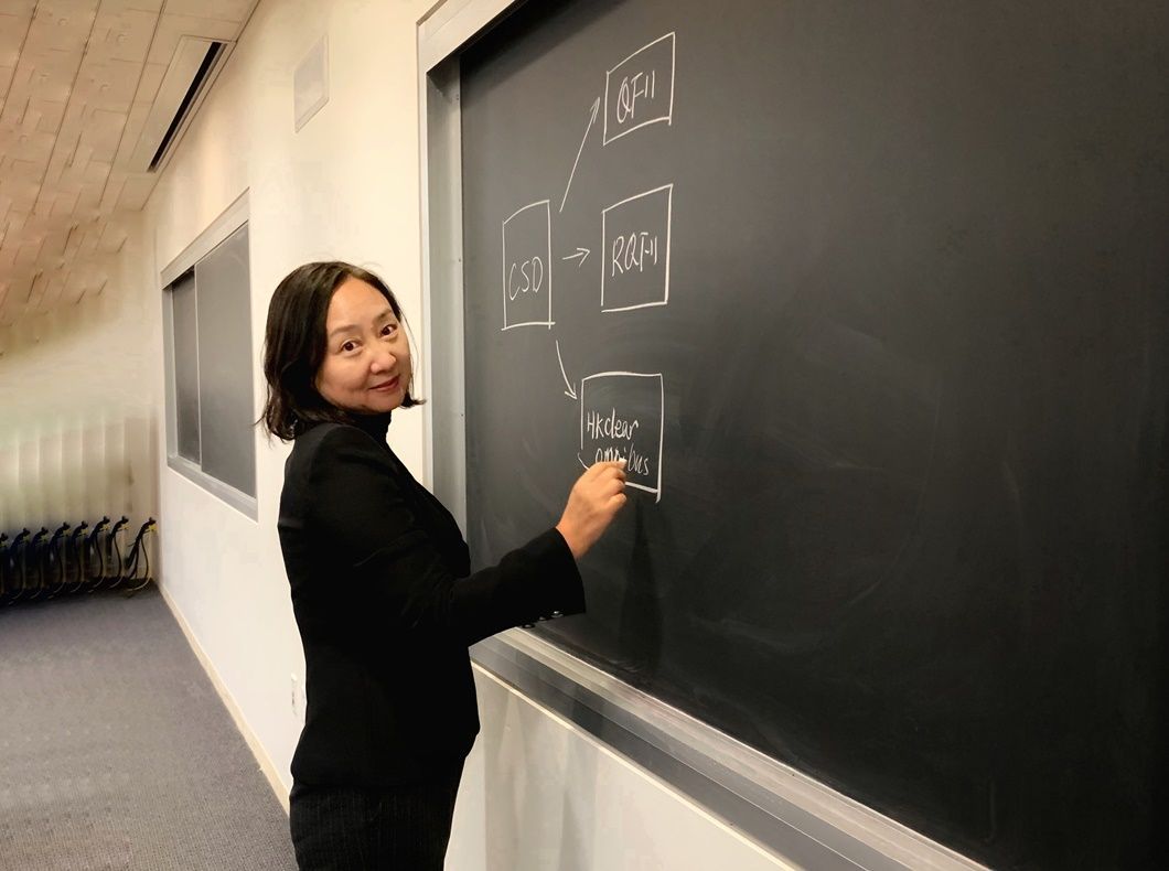 Tsinghua_Uni's tweet image. #StudyAtTHU in the “Financial Regulation” course as it renews cutting-edge cases, real-world #policymaking experience, &amp;amp; critical debate annually to reflect global changes. #NextGen gains deep regulatory insight 🧠, #ethical grounding, &amp;amp; a mission to secure the financial future.