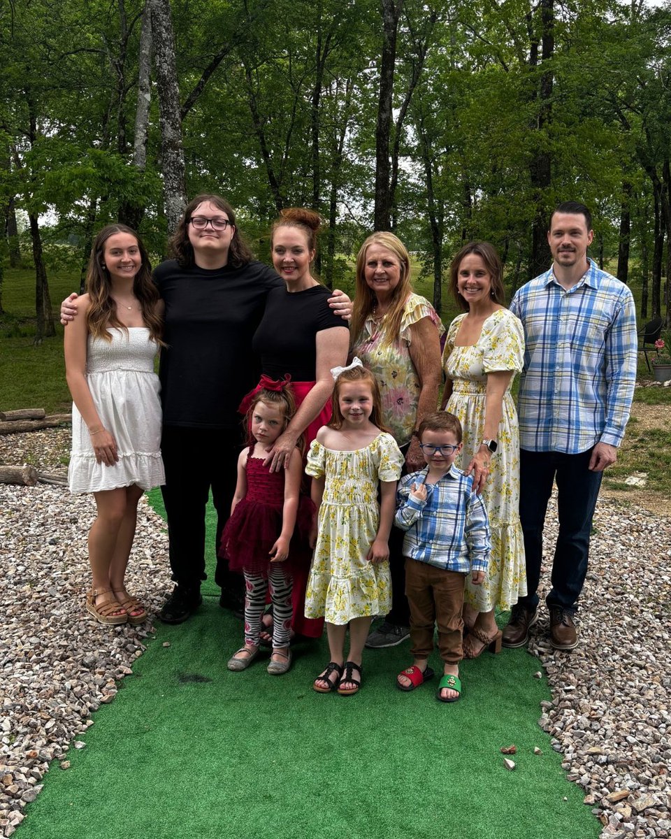 MS_Focus's tweet photo. π©Ί "Hi, I'm Beth, a registered nurse living with #MS." π§‘
"There is a special need for individuals like me who have a caring heart and gentle nature to be involved in this field. #MS has taken so much, but not my passion."
Beth Irwin #NationalNursesWeek #MSFOCUS https://t.co/JB2MDUkqaW