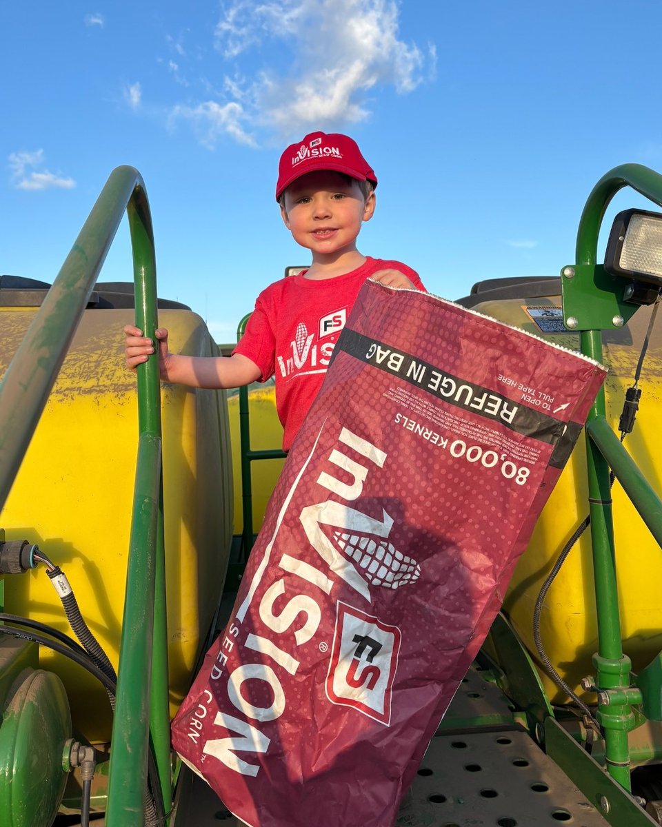 FSCooperatives's tweet image. They’re growing fast—and with #FSInVISION and #FSHiSOY, so is your operation. 
#GrowWithFS