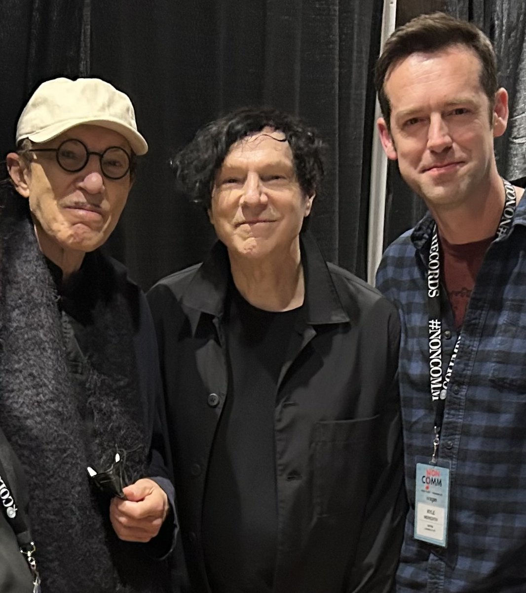 kylemeredith's tweet image. Got to meet the legendary Ron &amp;amp; Russell Mael of Sparks last night in Philadelphia at the Non-COMMvention. 

Still innovating, still weird, still wonderful.

I played it cool on the outside. Inside, full-on fanboy mode.

#SparksBrothers #NonComm
