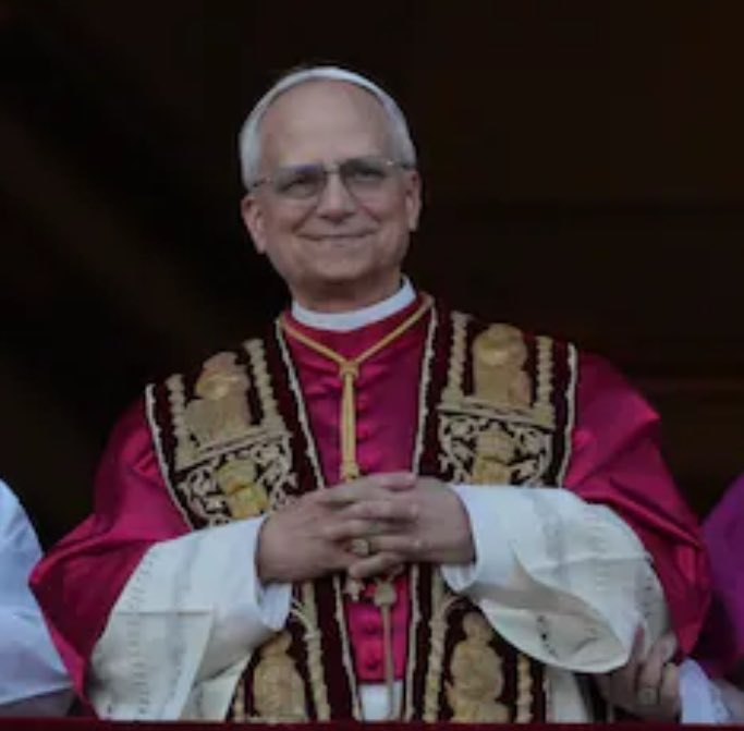 ¡Habemus Papam! Con fe y alegría recibimos al Papa León XIV, Robert Francis Prevost. Que su voz lleve esperanza a los pueblos. Gracias Papa Francisco, por su humildad y esperanza latinoamericana. ¡Dios lo bendiga en esta nueva misión!