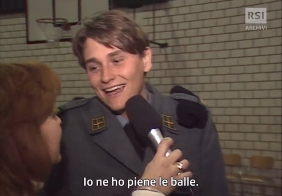 #HabemusPapam #Conclave2025 
Papa americano mezzo conservatore contro i diritti LGTBQIA+ accusato di aver coperto preti p3dofil1 e abbiamo anche il presidente americano pazzo psicopatico che già si sente sto cazzo ma ora ancora di più
SONO SEMPRE GLI AMERICANI ASSURDO