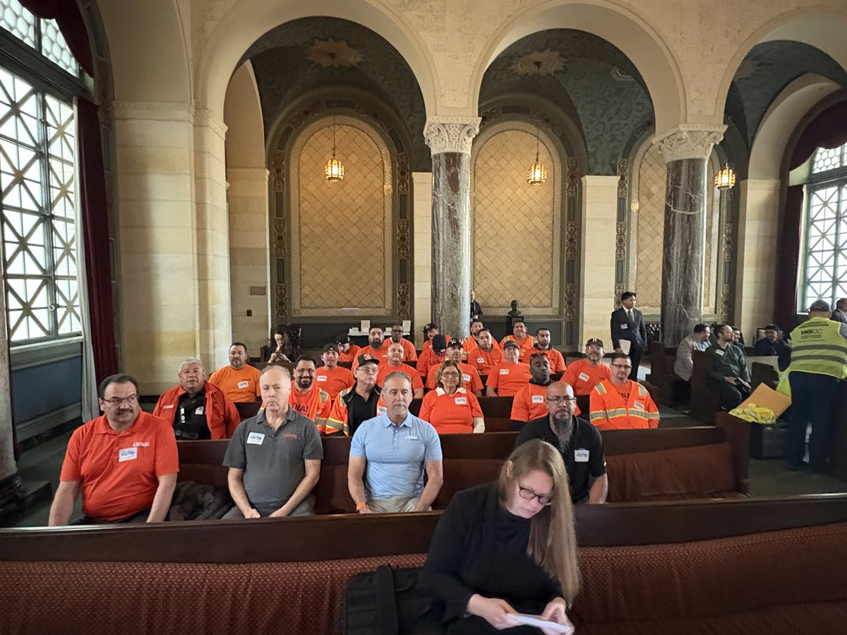 We’re out at the LA City Planning Commission today, making sure labor’s voice is heard and our communities get the representation they deserve.

When projects rise, so should the voices of the Laborers who build them.

#LaborersRising #UnionStrong #SCDCL #CommunitySupport