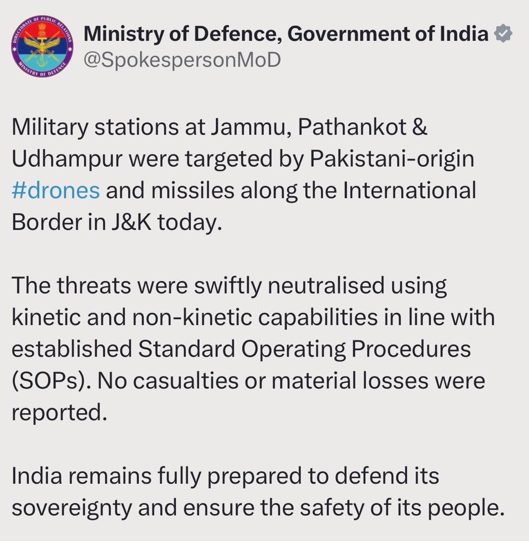 Pomi Baruah (@pomibaruah) on Twitter photo Eternally grateful to the unparalleled valour of the men and women in our security forces! God bless the Indian armed forces!
Jai Hind 🇮🇳
#IndianArmy
<a href="/adgpi/">ADG PI - INDIAN ARMY</a> <a href="/IAF_MCC/">Indian Air Force</a> <a href="/indiannavy/">SpokespersonNavy</a> Eternally grateful to the unparalleled valour of the men and women in our security forces! God bless the Indian armed forces!
Jai Hind 🇮🇳
#IndianArmy
<a href="/adgpi/">ADG PI - INDIAN ARMY</a> <a href="/IAF_MCC/">Indian Air Force</a> <a href="/indiannavy/">SpokespersonNavy</a>