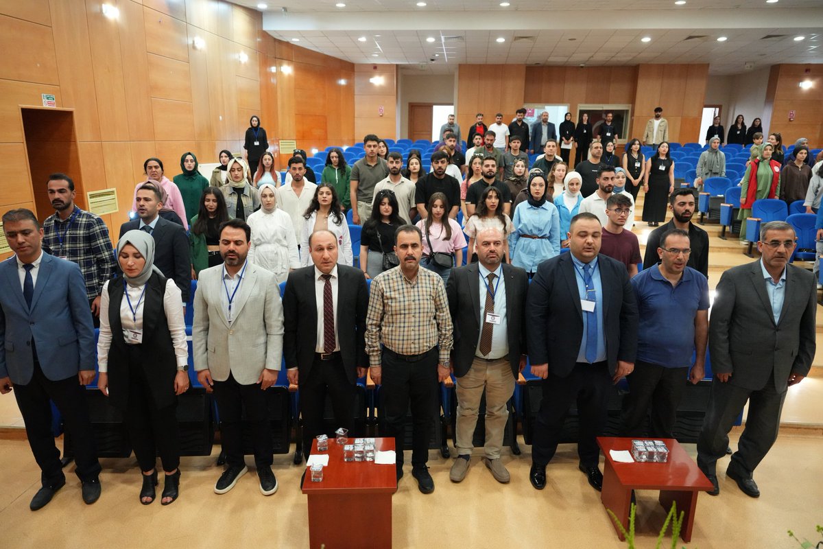 Bingöl’ün Deprem Gerçeği Masaya Yatırıldı!

Bingöl Üniversitesi’nin ev sahipliğinde gerçekleşen Coğrafi Söyleşiler 2 etkinliğinde, “Farklı Perspektiflerde Bingöl’ün Deprem Gerçeği” ele alındı.

Prof. Dr. Cihan Bayrakdar, Doç. Dr. Fatma Esen, Dr. Öğretim Üyesi Ömer Faruk Nemutlu,