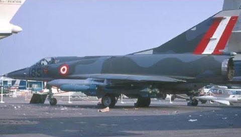 Barras_LATAM's tweet image. En la diócesis de Chiclayo, lugar donde estuvo el nuevo Papa, fueron bendecidos los 10 Mirage de Fuerza Aérea del Perú, que fueron enviados a Malvinas.

Hoy también es el día de la Virgen de Luján, nuestra patrona, la que cuido a los nuestros en las Islas.