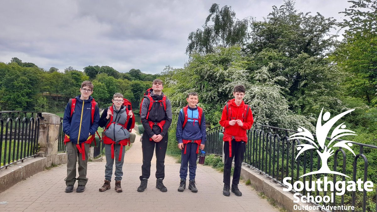 southgateHD5's tweet image. Highlights from day 1  of our Bronze Practices Expedition, exploring @YSPsculpture. 🌞🥾🏕

#NeverStopExploring #LearningAway 

@DofE @KirkleesCouncil @CLOtC @theoeap @EVOLVEadvice @tes @YorkshireTea @LearningAway