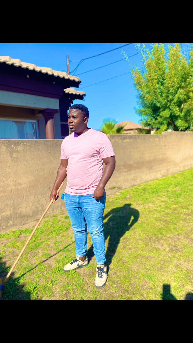 I can’t give up when tomorrow might be the day I win…
#Thekinghasspoken✌🏾