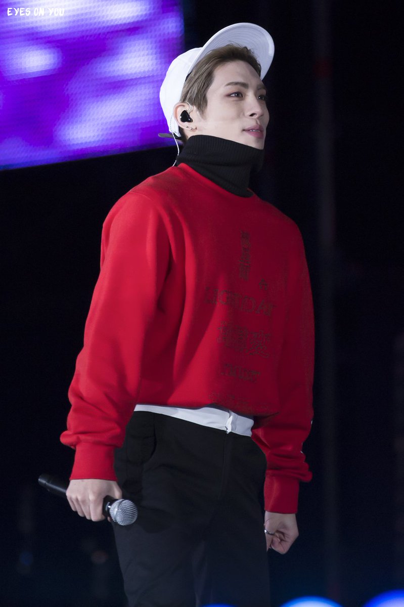 151030
#종현 #샤이니 #JONGHYUN #SHINee