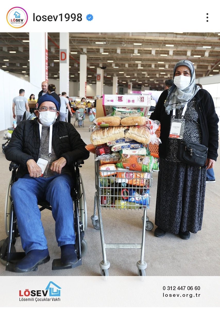 LÖSEV var birde LÖSEV'in İyilikler Çarşısı  7'den 77'ye herkesi mutlu ettiği. 
Siz de bu mutluluğa ortak olun. 💫🧡💫
<a href="/ustunezer/">Dr. Üstün EZER</a> 
<a href="/hulya_unver/">Hülya ÜNVER</a> 
<a href="/julidearifoglu/">Dr.Julide Arifoğlu</a> 
<a href="/VuralGulbeyaz/">Gülbeyaz Vural</a> 
<a href="/losev1998/">LÖSEV</a> 
<a href="/BusraGungorSHU/">Büşra Güngör..</a> 
<a href="/canbulattburcu/">Burcu Canbulat</a>