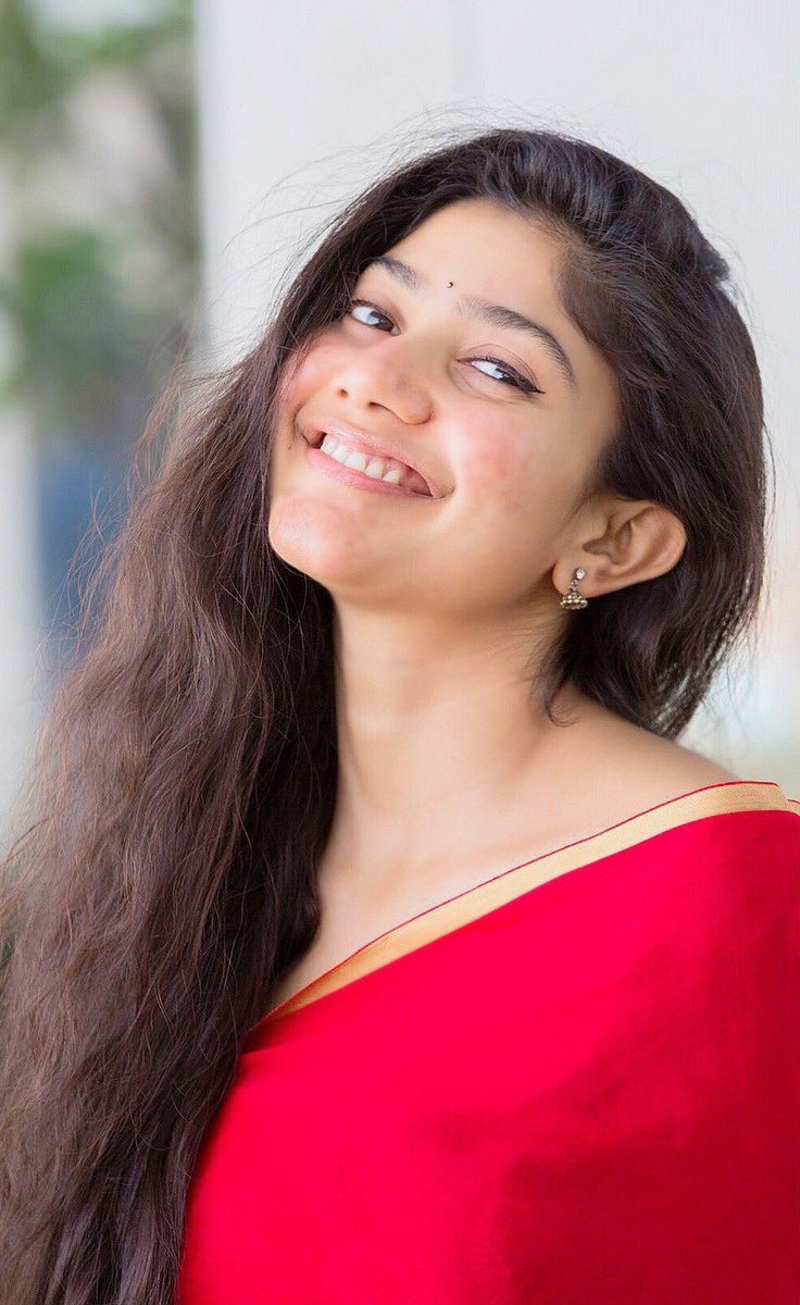 Rajagopal (@saipallavi92fan) on Twitter photo Happy birthday my queen <a href="/Sai_Pallavi92/">Sai Pallavi</a> 🎂🎂❤️
Alway stay happy and healthy always. I wish you get all your heart desires.
Thank you for being my sunshine
Love you forever my queen ❤️
#HBDSaiPallavi #SaiPallavi
#HappyBirthdaySaiPallavi Happy birthday my queen <a href="/Sai_Pallavi92/">Sai Pallavi</a> 🎂🎂❤️
Alway stay happy and healthy always. I wish you get all your heart desires.
Thank you for being my sunshine
Love you forever my queen ❤️
#HBDSaiPallavi #SaiPallavi
#HappyBirthdaySaiPallavi