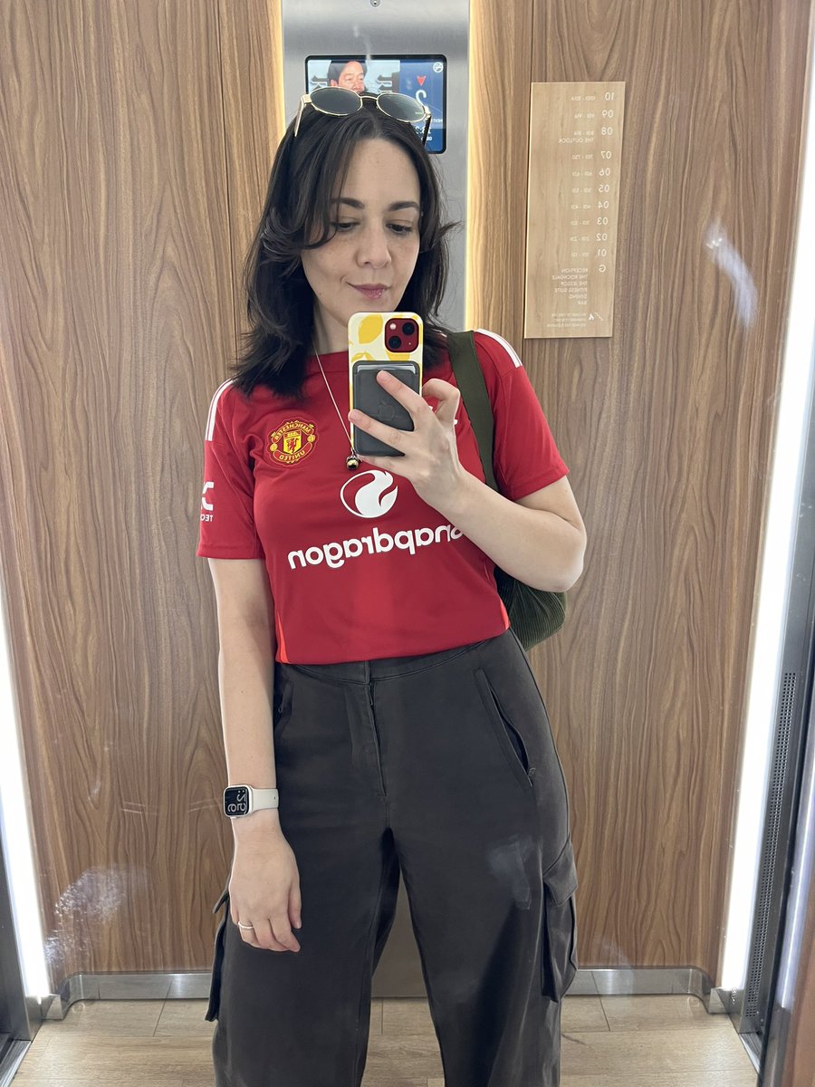 Jacqueline González tweet media