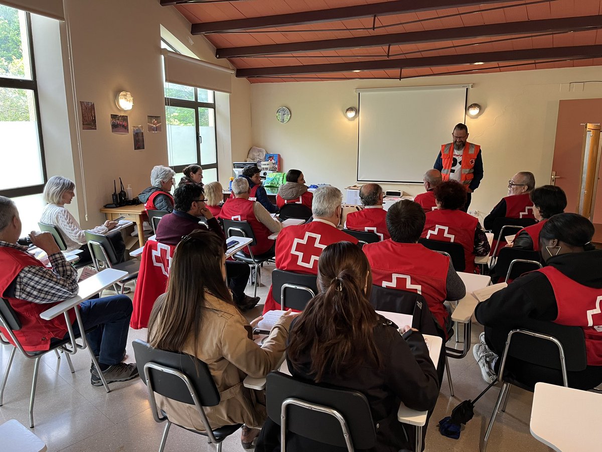 Avui 8 de maig, Dia Mundial de la Creu Roja i de la Mitja Lluna Roja. Celebrem el nostre llarg camí i reafirmem el compromís del costat de la Humanitat. Gràcies a tot el voluntariat i les persones que treballen dia a dia per qui més ho necessita.