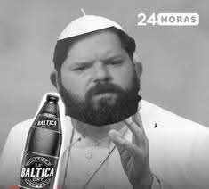 caaachile's tweet photo. @GabrielBoric merluzo hay si de #papasnata https://t.co/7fAWx7Sidg