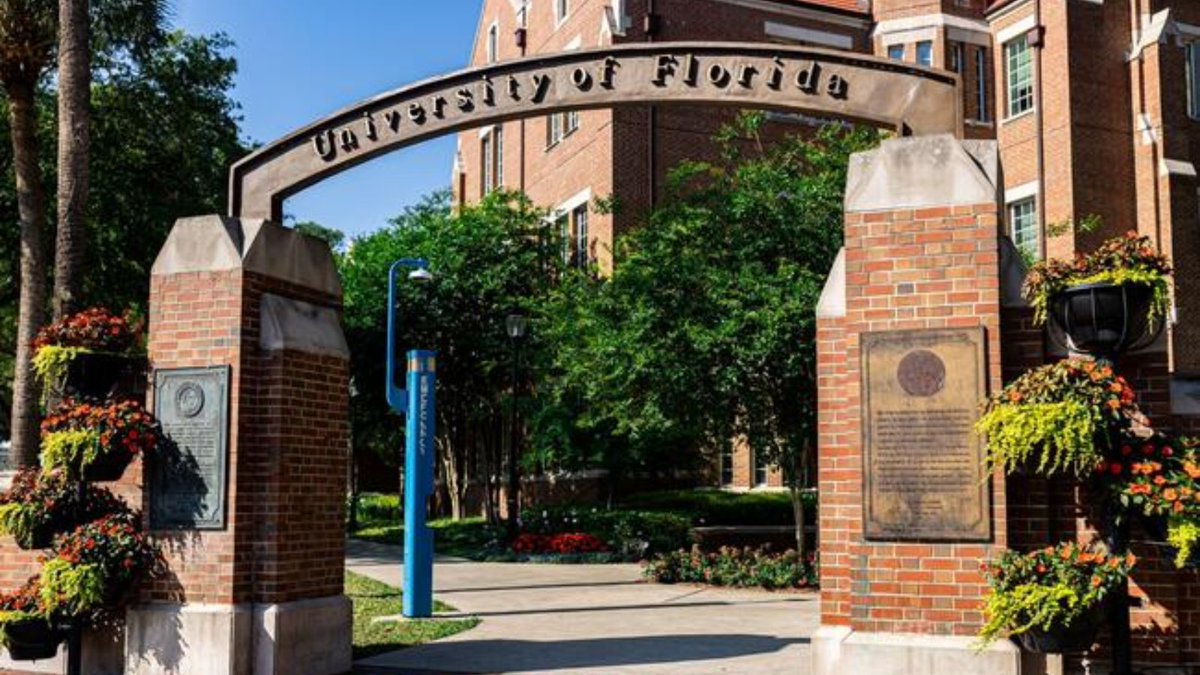 Opinion | Why I Chose the <a href="/UF/">FLORIDA</a> 

Santa J. Ono explains why he’s pursuing the University of Florida presidency. bit.ly/4k5iTOl